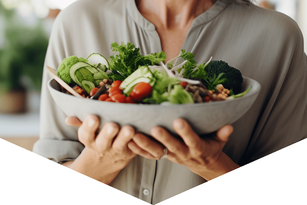 Bild mit einer Schale - Der Inhalt ist gefüllt mit Gemüse und gesunden Nährstoffen